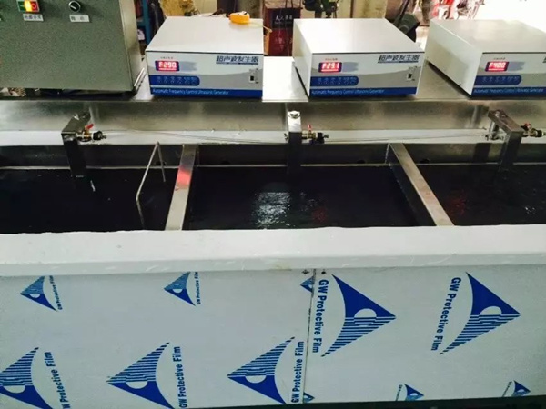 光學(xué)玻璃清洗劑在超聲波清洗中的應(yīng)用